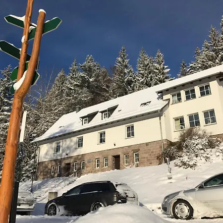 Ferienhaus Lutsche 아파트